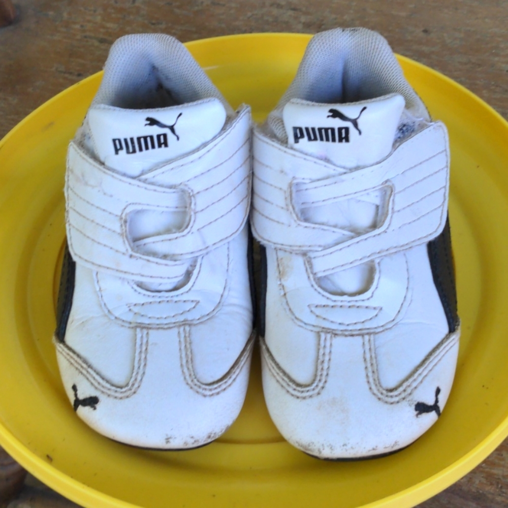 Puma black & white sneakers
